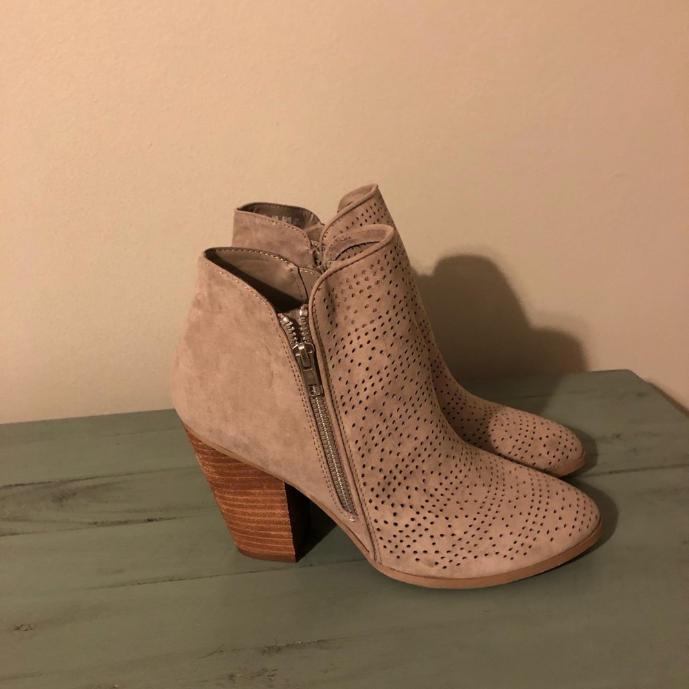 Carlos Perforated Booties